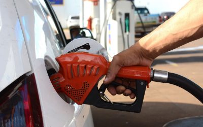 Importadores esperam reajuste de 12% na gasolina e 24% no diesel