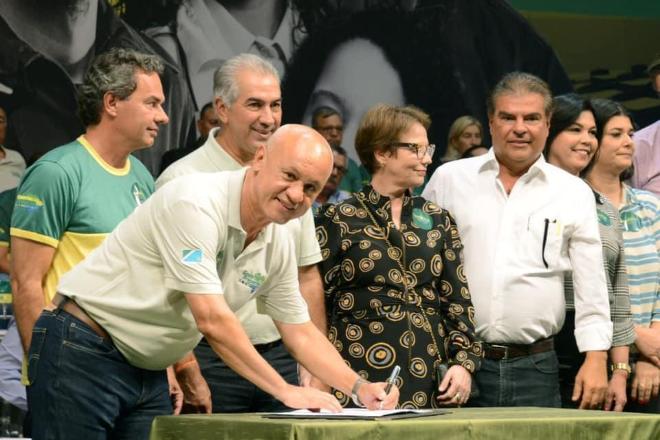 Carlos Alberto deixa governo e se coloca a disposição para ser candidato do PSDB