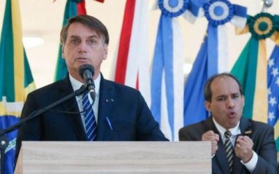 Bolsonaro: Exército dará sustentação para ninguém ousar ir além da Constituição