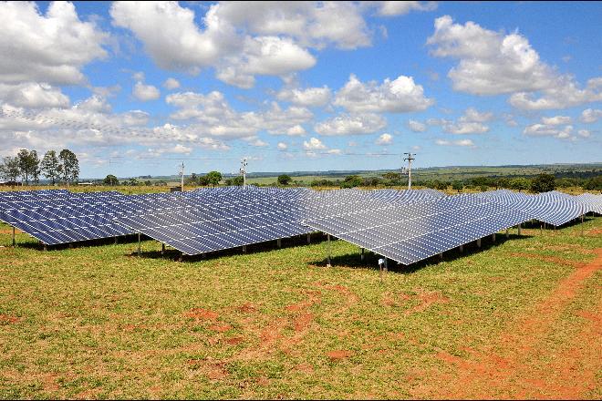 Para reduzir custos, prédios do governo estadual investirão em energia solar