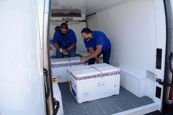 Mato Grosso do Sul recebe 79,4 mil doses de vacina contra Covid-19 neste sábado