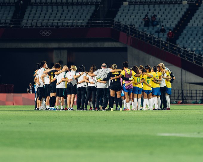 Seleção feminina perde para Canadá nos pênaltis e dá adeus a Tóquio