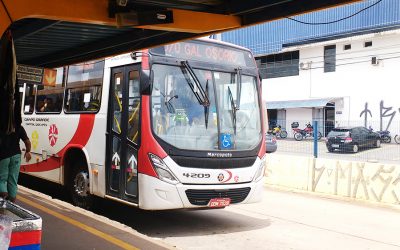 Com volta às aulas, transporte coletivo enfrenta aumento no fluxo de pessoas