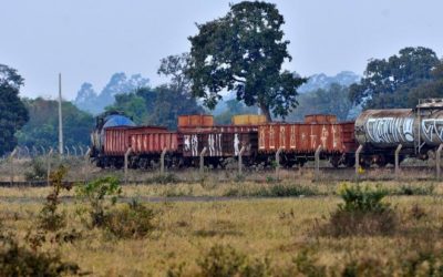 Após encontro, Ministro garante a reativação da ferrovia Malha Oeste