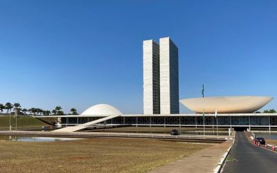 Comissão do Senado rejeita volta das coligações e desidrata reforma eleitoral da Câmara