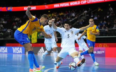 Brasil encara Marrocos pelas quartas de final do Mundial de Futsal.