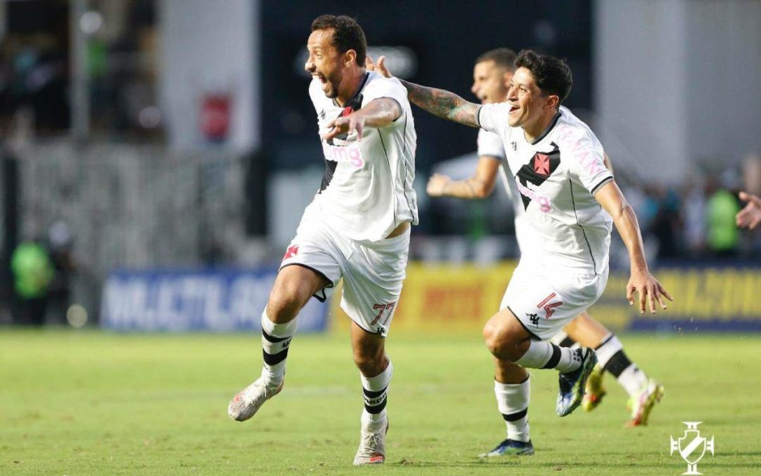 Vasco joga bem, vence Coritiba em São Januário e encosta no G4 da Série B