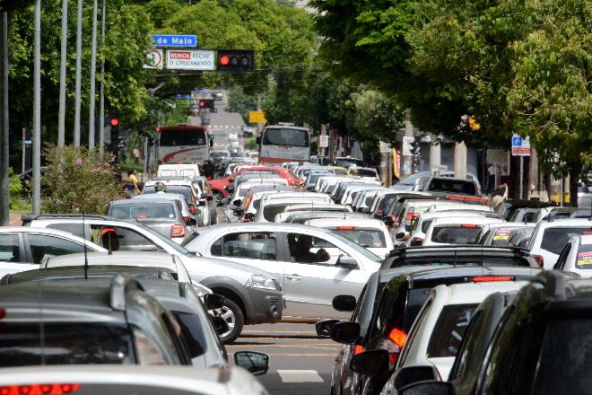 Com regulamentação, aplicativos de transporte podem ter que pagar imposto em Campo Grande