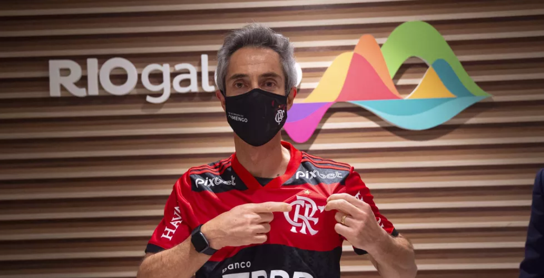 Paulo Sousa chega ao Rio de Janeiro para iniciar o trabalho no Flamengo: “Estou entusiasmado”