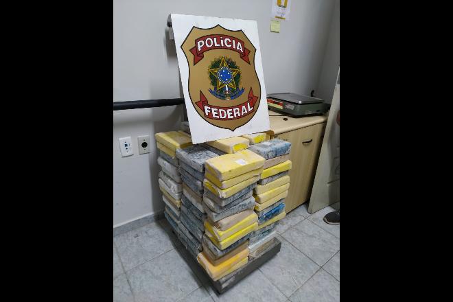 Polícia Federal e Receita fazem maior apreensão de cocaína dos últimos 9 meses no Estado