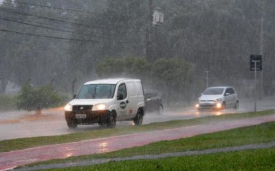 Instituto de Meteorologia alerta para chuvas fortes em MS