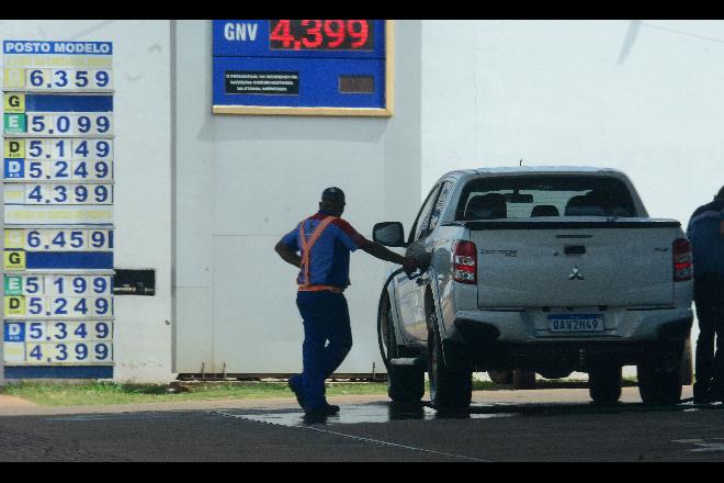 Petrobras eleva preços da gasolina em 18,7%, do diesel em 24,9% e do gás em 16%