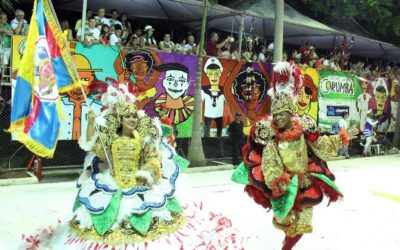 Blocos e escolas de samba ganham as ruas de Corumbá no Carnaval fora de época