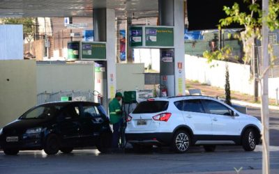 Em 30 dias, gasolina fica em média R$0,44 mais cara em MS; combustível encareceu R$104 em um ano