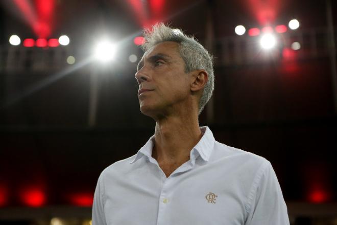 Arão faz 2, mas Flamengo empata com Ceará e aumenta a pressão sobre Paulo Sousa