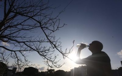 Semana começa com tempo quente e seco, mas temperatura deve cair a partir de quinta em MS