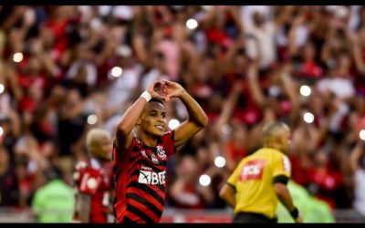 Flamengo goleia Athletico por 5 a 0 e pode terminar rodada como vice-líder