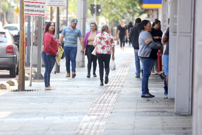 Otimismo de alguns economistas destoam das expectativas do mercado; veja o que eles pensam