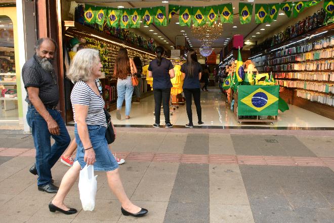 Eleições, Copa do Mundo e festas de fim de ano trazem consumo e incertezas