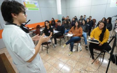 Na reta final para o Enem alunos devem intensificar os estudos, orienta professor