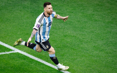 Messi desmonta retranca da Austrália e coloca Argentina nas quartas da Copa