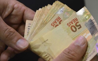 Salário mínimo sobe para R$ 1.302 em 1º de janeiro