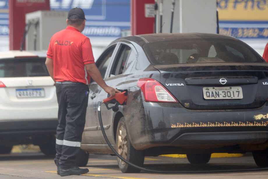 Petrobras anuncia aumento de 7,47% e gasolina pode ficar R$ 0,23 mais cara em MS