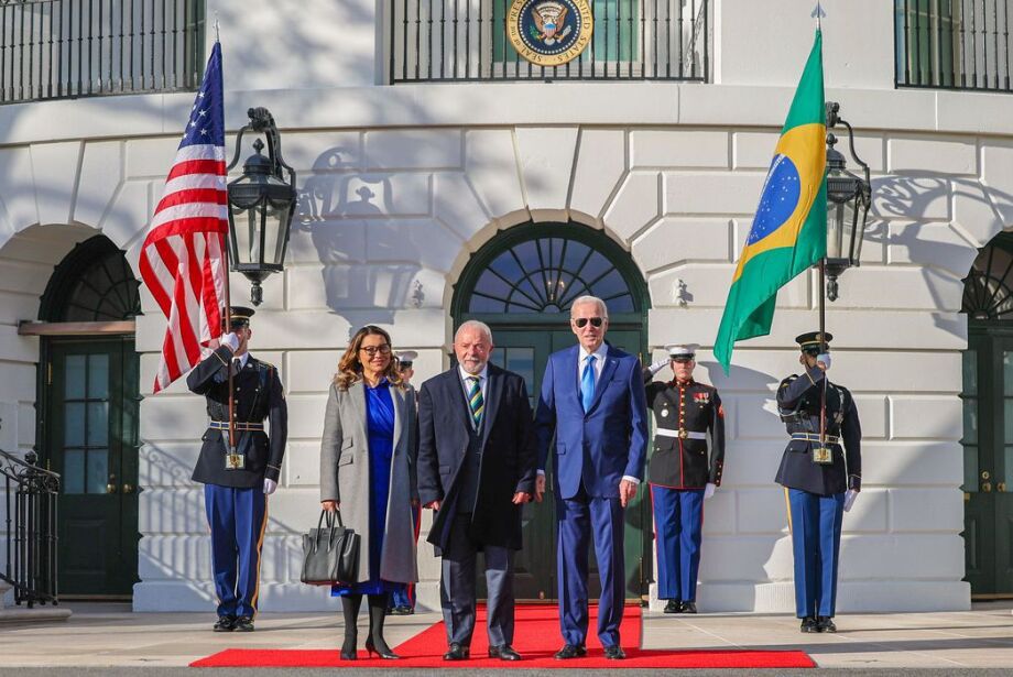 Lula propõe a Biden governança global para clima em visita à Casa Branca