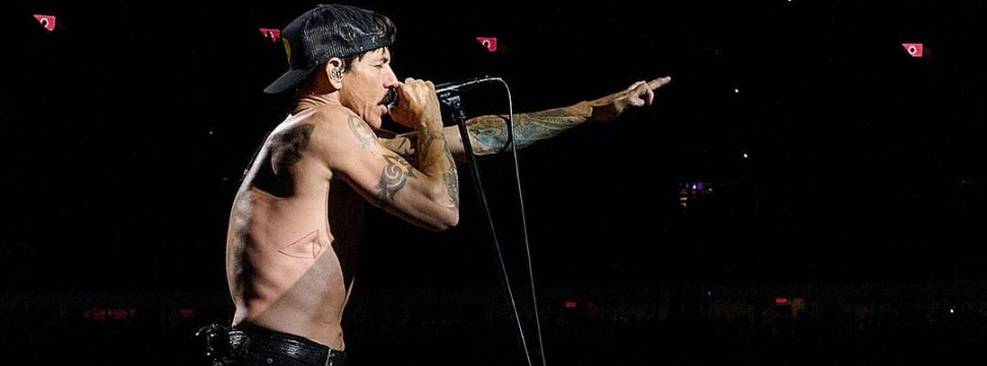 Red Hot Chili Peppers vem ao Brasil para cinco shows em novembro; saiba tudo