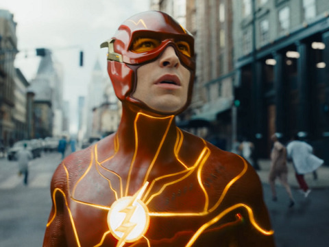 The Flash | Barry corre para salvar o mundo em novo trailer; confira