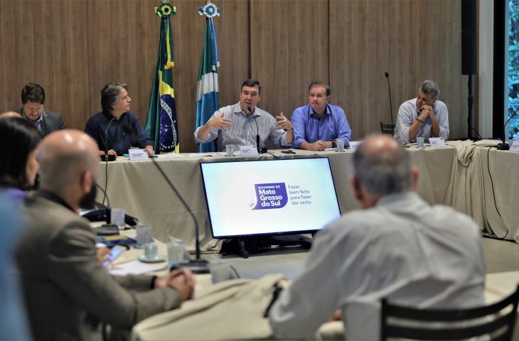 Em reunião com secretariado, Riedel reforça diretrizes do governo e foco no atendimento à população