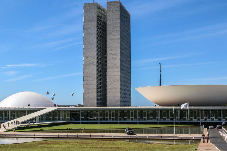 Reforma tributária e indicação de Zanin movimentam semana no Congresso