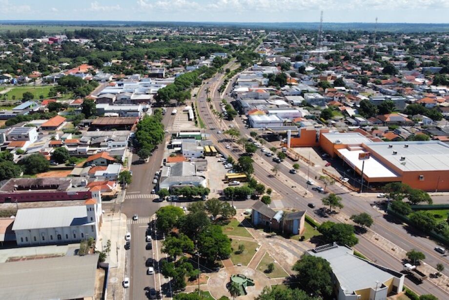 Prefeita de Jardim recebe governador para entrega de obras à população