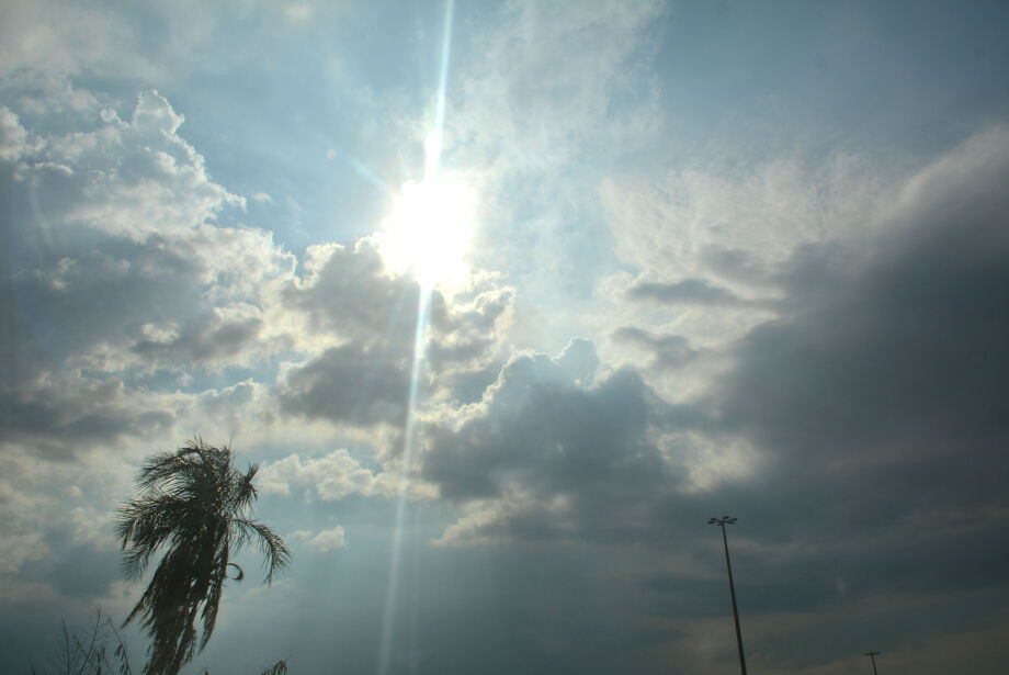 Apesar de desfile ocorrer com sol, Capital tem previsão de chuva para esse feriado