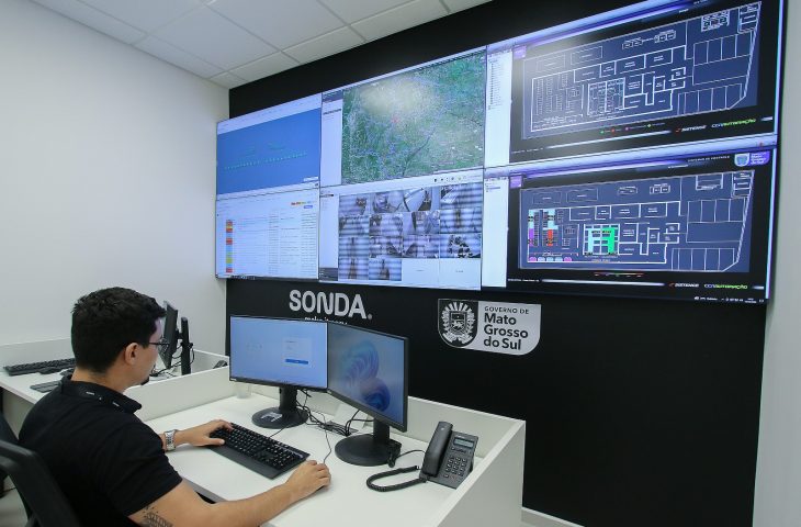 Com tecnologia e conectividade, Governo do Estado inaugura centro de operações da Infovia Digital