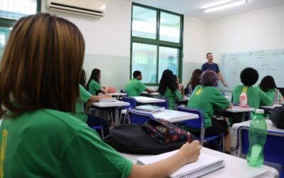 Maior do Brasil: publicado decreto e lei que reajustam salário de professores de MS