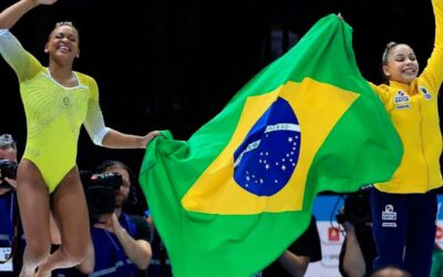 Com prata e bronze, Rebeca Andrade e Flávia Saraiva fazem dobradinha no solo; Biles leva o ouro