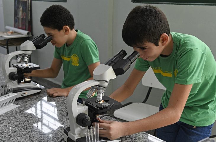 Com tecnologia e inovação, ensino na Rede Estadual é aprovado por alunos, professores e pais em MS