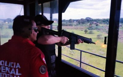 Policiais penais de Dourados se aperfeiçoam em técnicas de combate em torre para atuação em caso de ataques externos