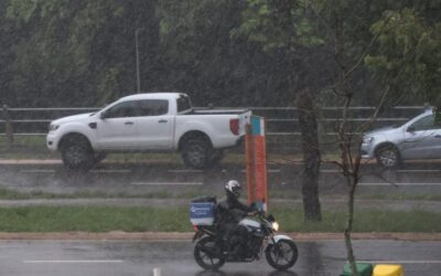 De calorão à pancada de chuvas: terça-feira tem variação climática em MS