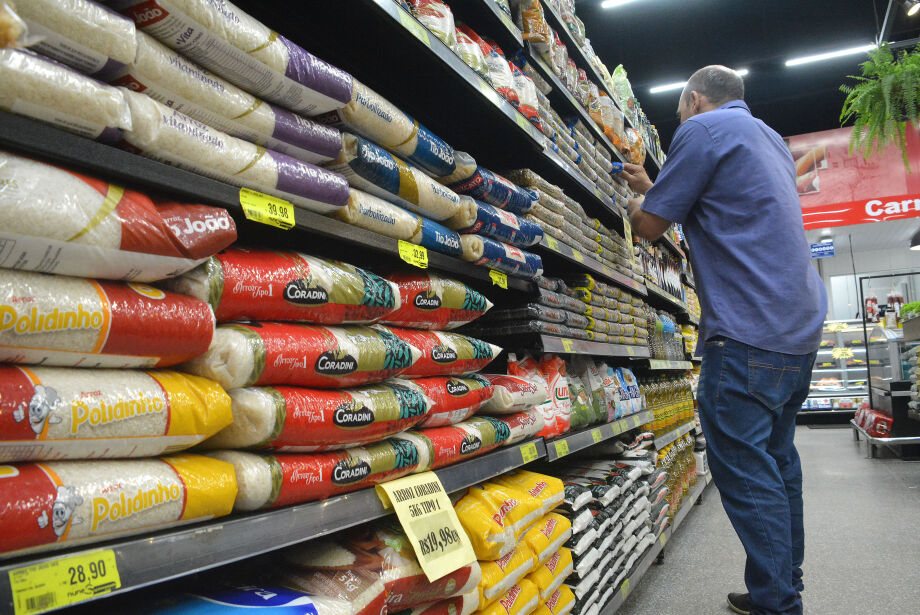 Itens da cesta básica apresentam variação de até 159% entre os supermercados de Campo Grande